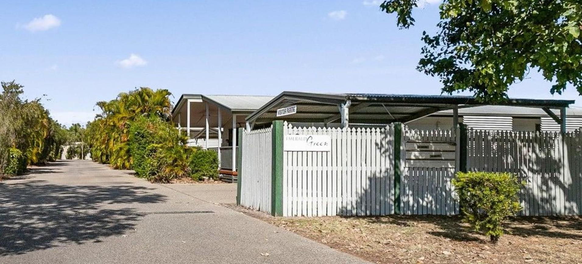 Emerald Green Village Exterior photo